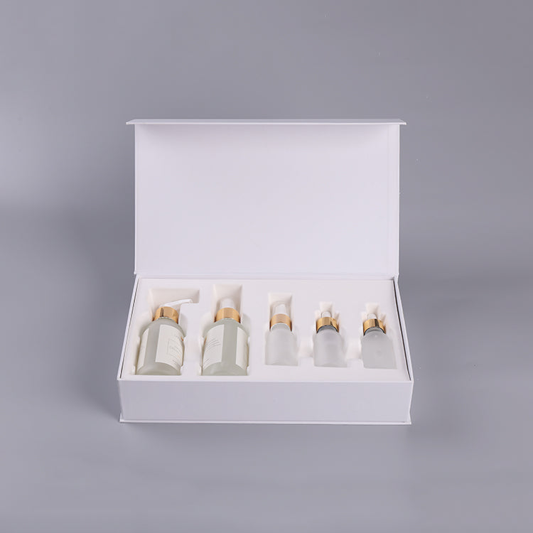 Bandeja de pulpa de papel para suscripción de botellas con pulverizador para el cuidado de la piel