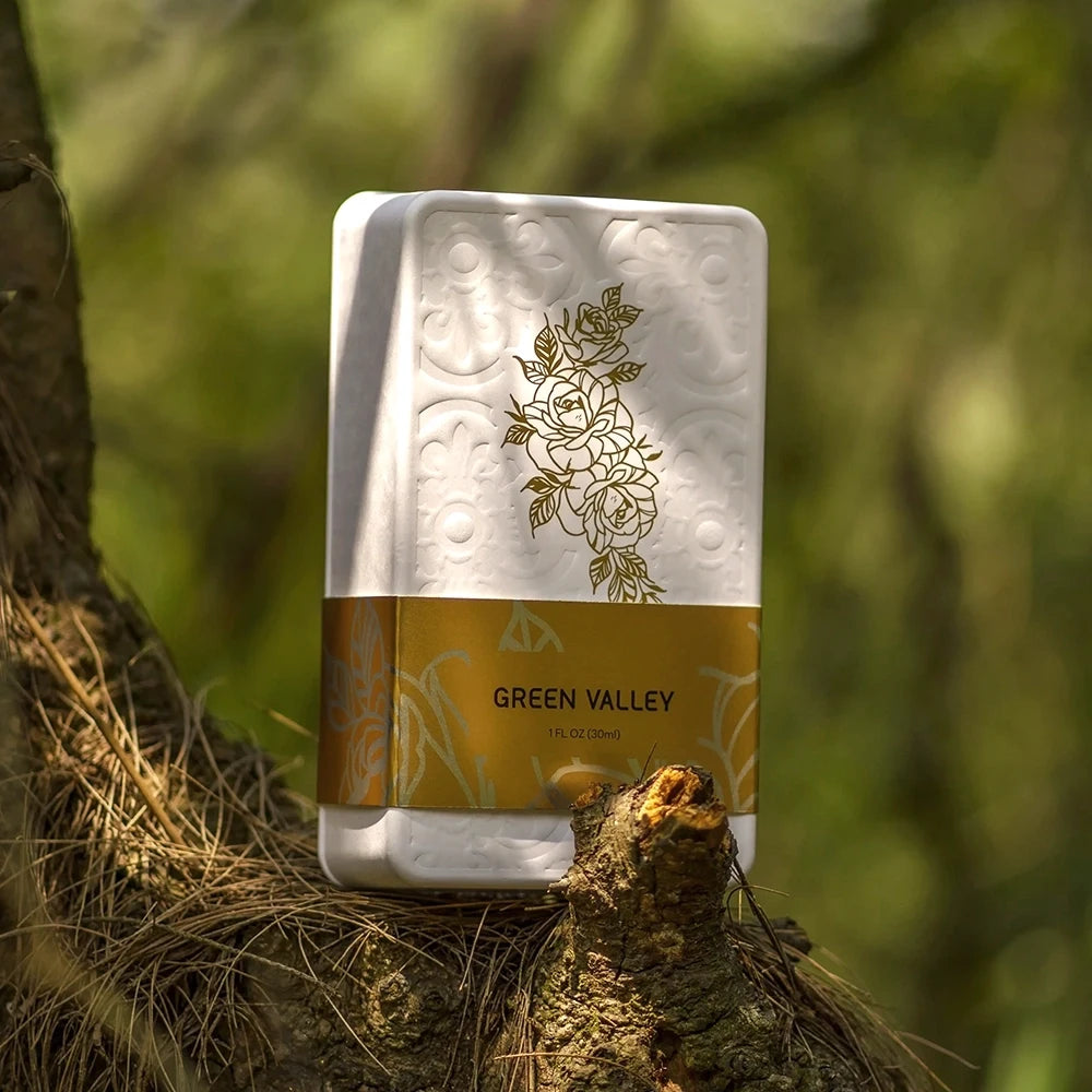 White Gold Engraved Design Perfume Packaging - Otarapack