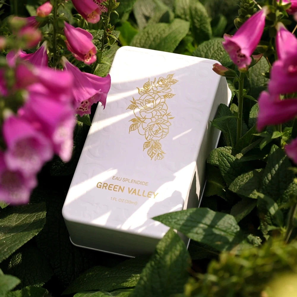 White Gold Engraved Design Perfume Packaging - Otarapack